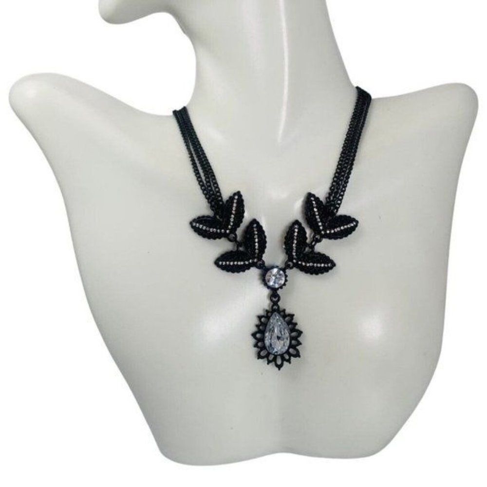 Betsey Johnson Iconic Jet Setters Black Lace Crystal 3 Strand Gem Necklace